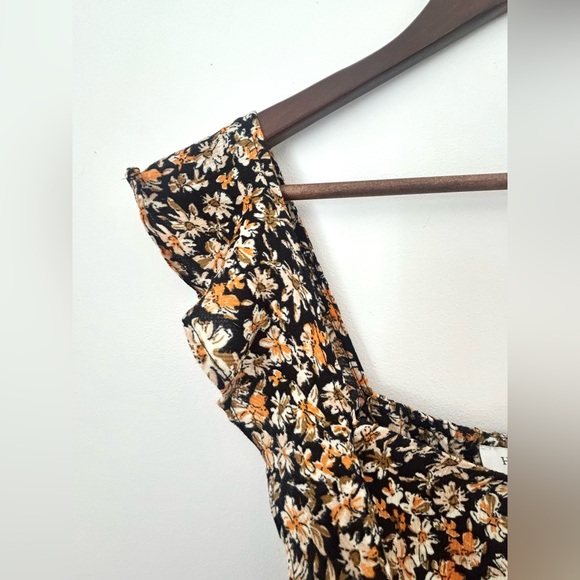 Baltic Born Black & Marigold Floral Ruffle Strap Jumpsuit | Size: Large | NWT - Picture 13 of 15